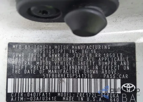 2016 Toyota Corolla L z USA, uszkodzony, nr VIN 5YFBURHEXGP541218